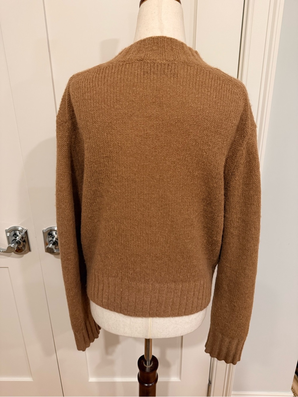 Everlane Alpaca Cropped Camel Crewneck Sweater - Picture 13 of 15